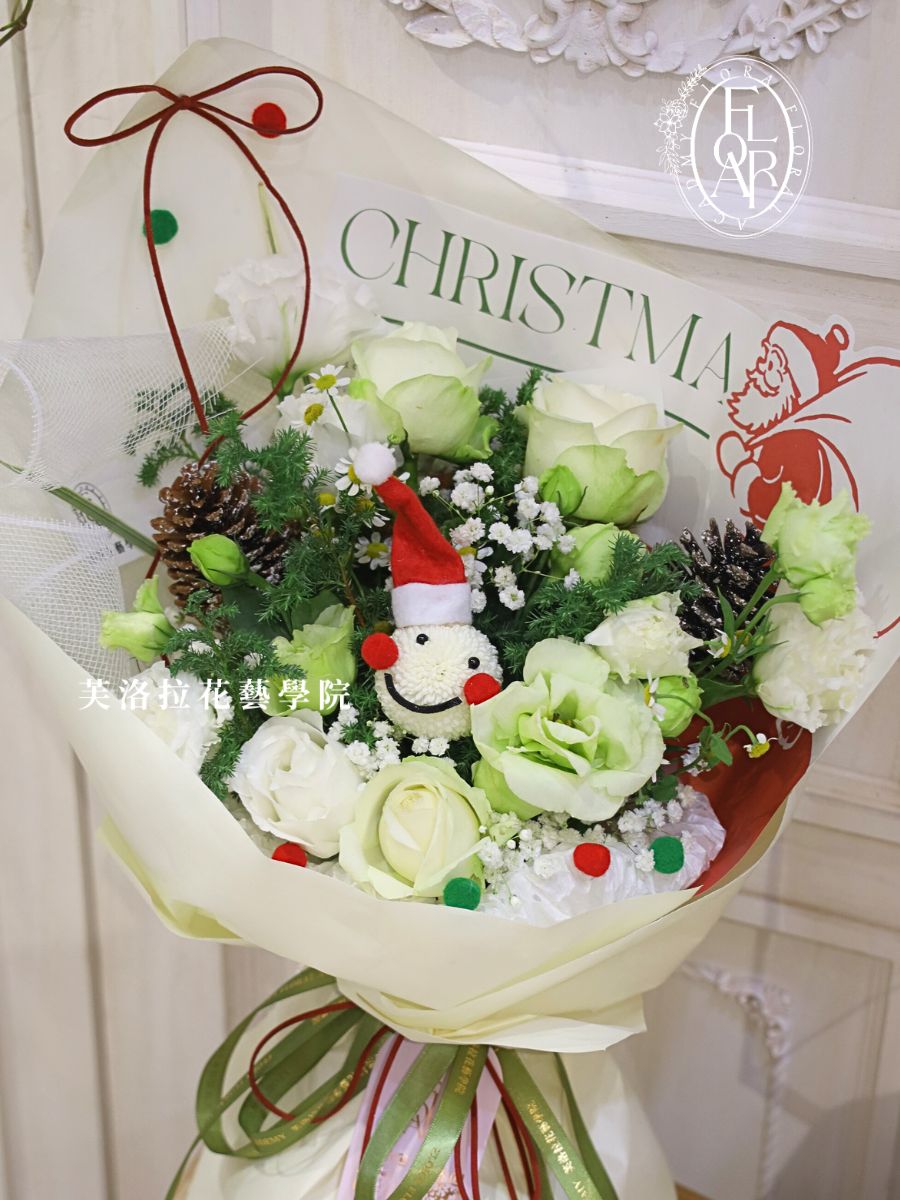 Santa Claus Fresh Flower Bouquet (3)
