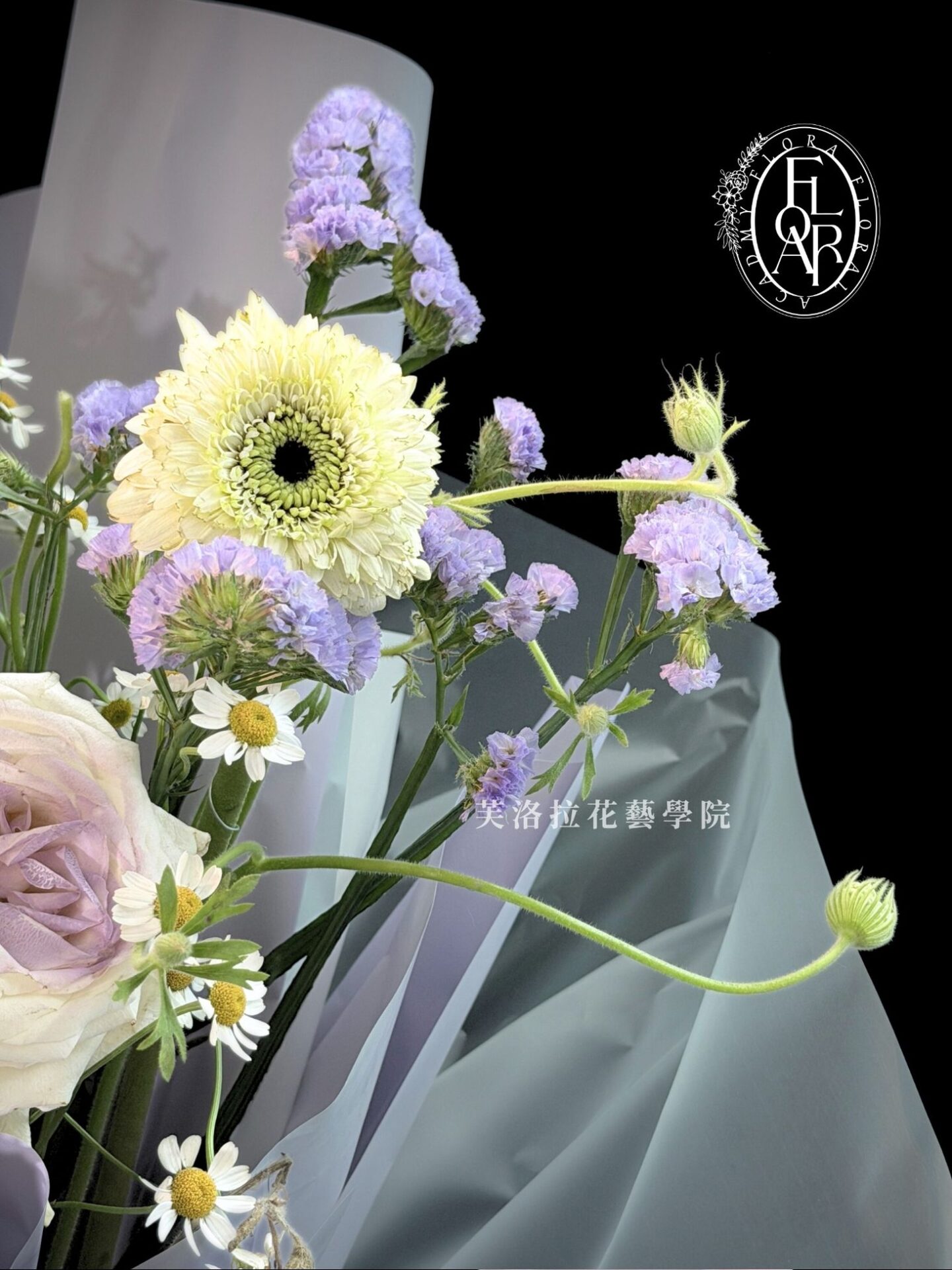 Elegant Purple Rose Bouquet (1)