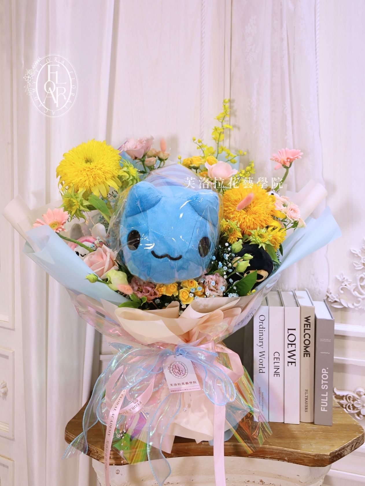 鮮花束|《糖果星球》|貓貓蟲咖波花束|畢業客製化