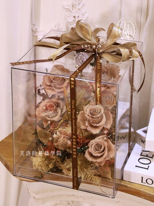 永生花｜《造型師手札》｜奶茶色系壓克力花盒｜開幕客製花禮