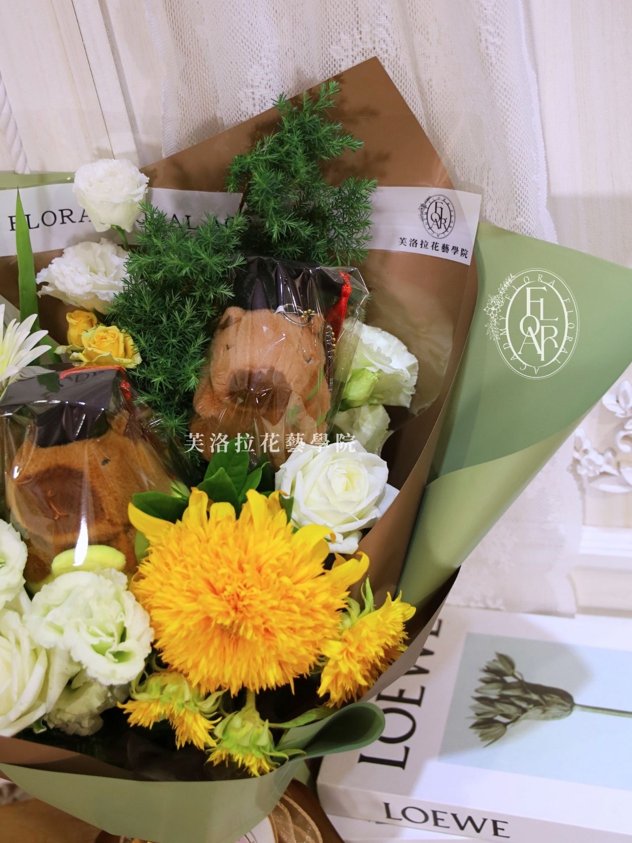 鮮花束|《午後草原》|卡皮巴拉娃娃|畢業客製化款:圖片 6