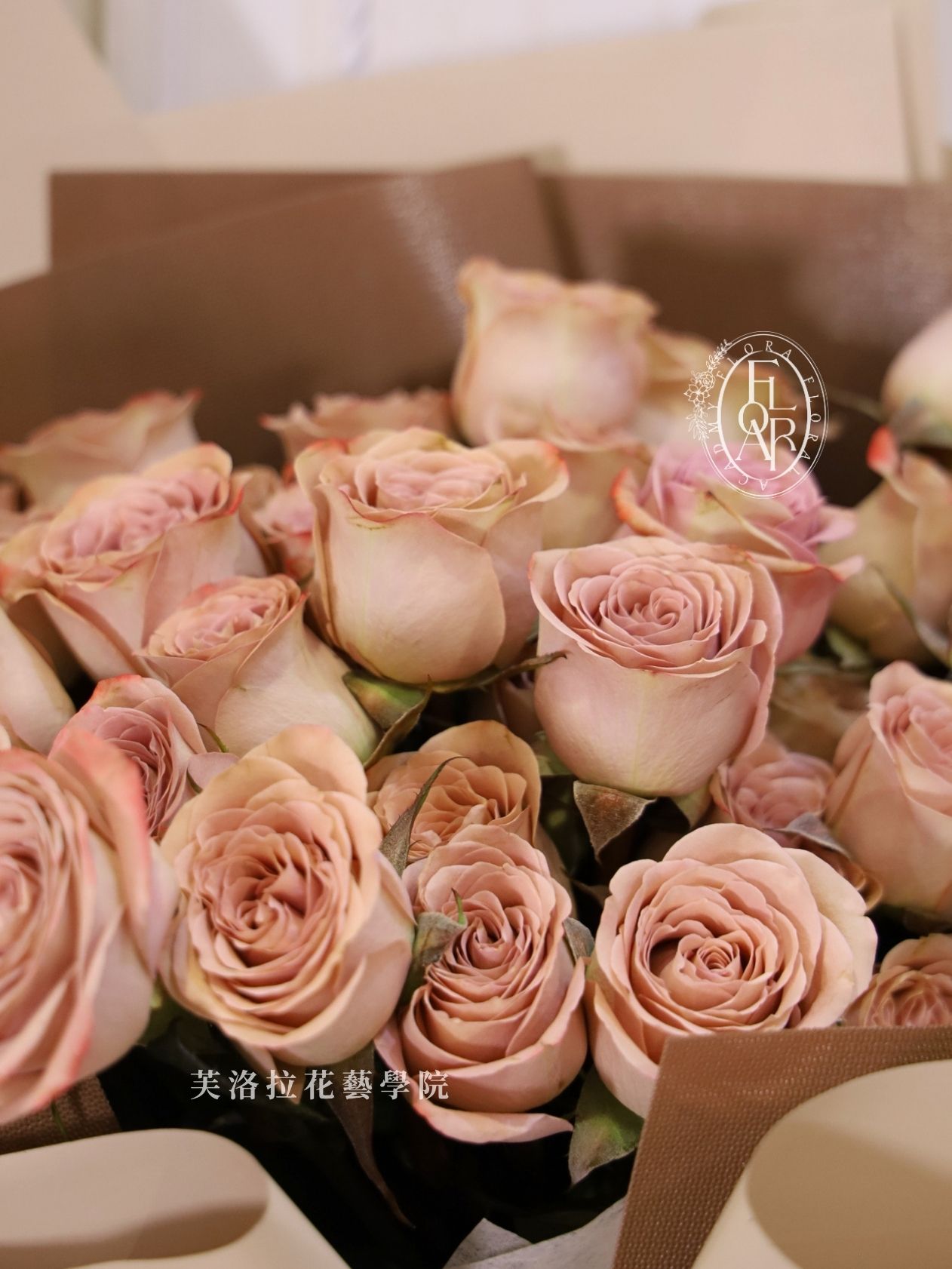 鮮花束|《暖茶室》|卡布奇諾玫瑰|客製化款:圖片 3