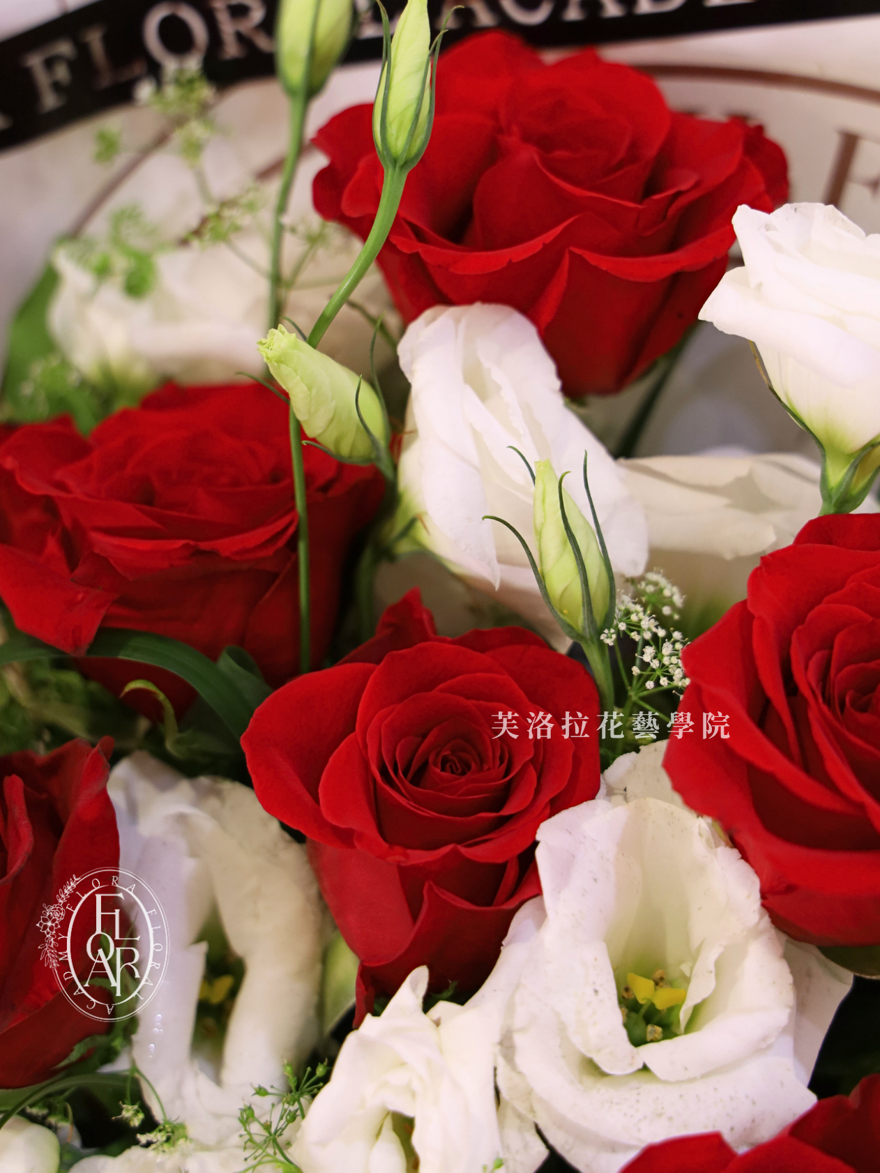 鮮花束|《Rosso Antico》|進口紅玫瑰|質感花束:圖片 3