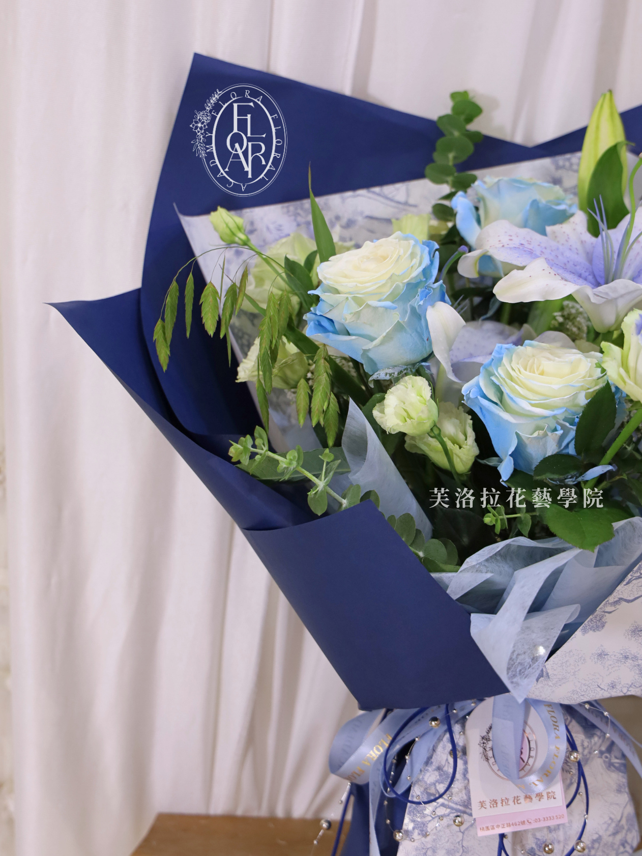 鮮花束|《Bleu Botanique》|進口藍玫瑰|客製化款:圖片 2
