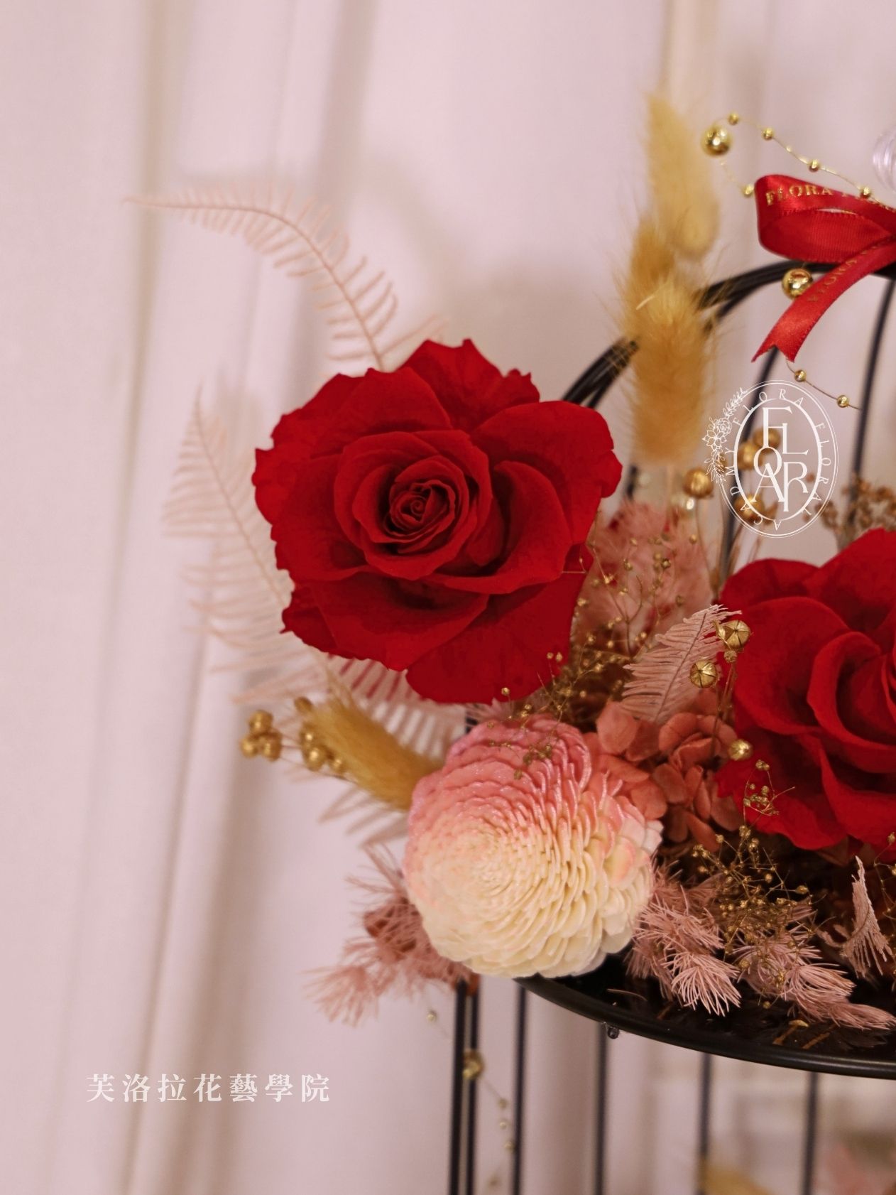 永生花桌花|《The Gilded Gallery》|名片架|高級花禮:圖片 9